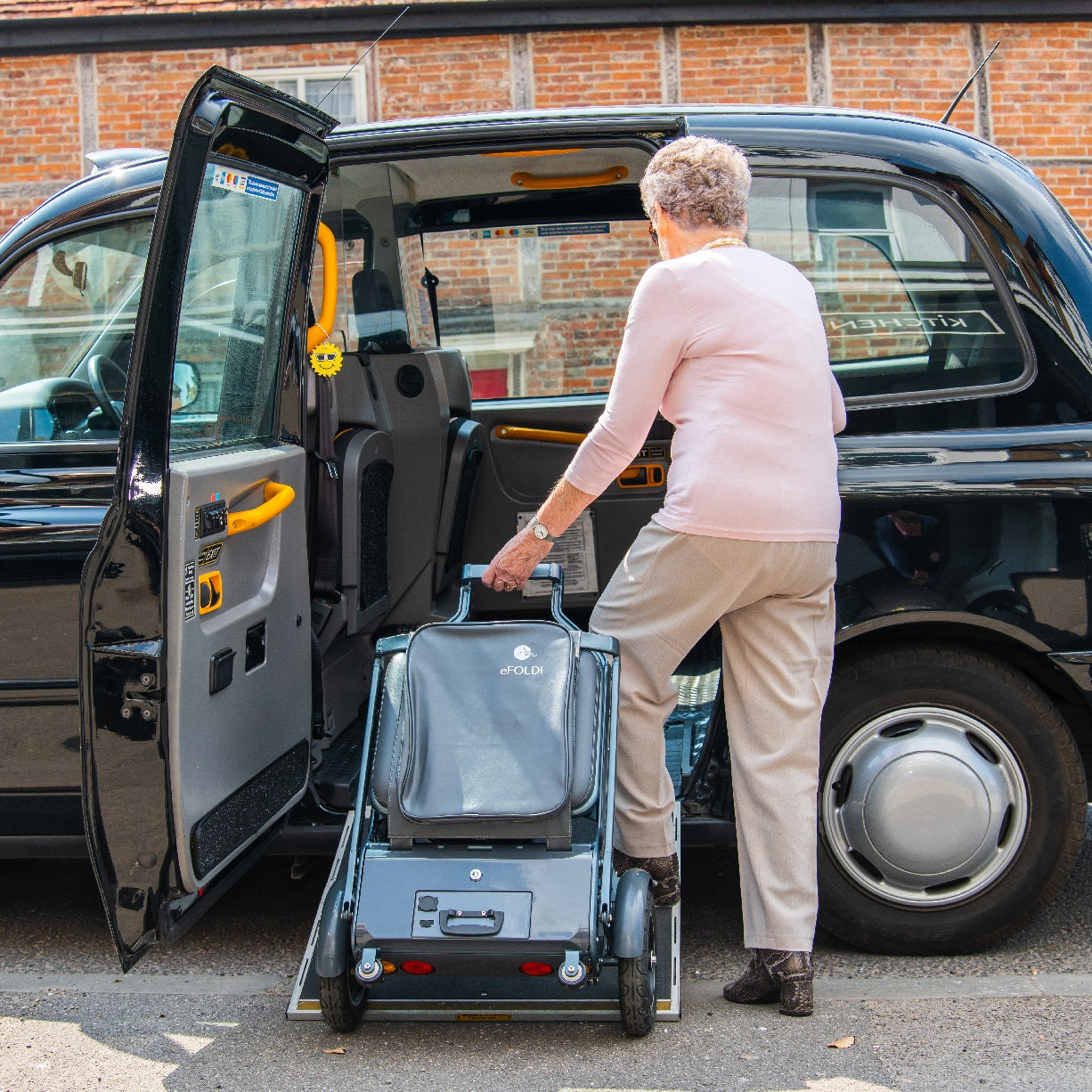 Dark Slate Gray eFOLDi Explorer Ultra Lightweight Scooter